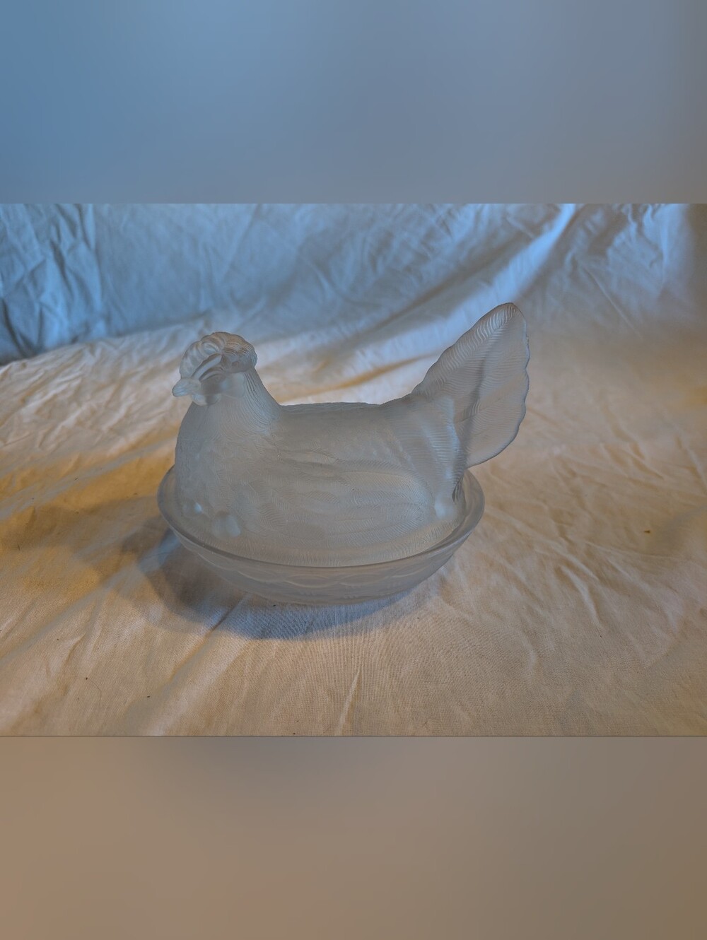 Westmoreland Frosted White Glass Hen-on-Nest Dish